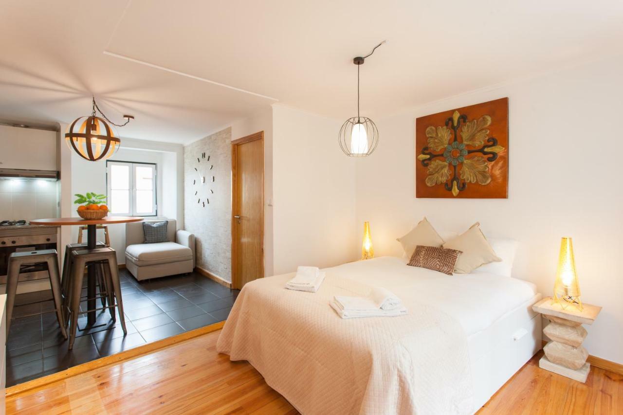 Martim Moniz Studio Apartments - By Lu Holidays Лиссабон Экстерьер фото