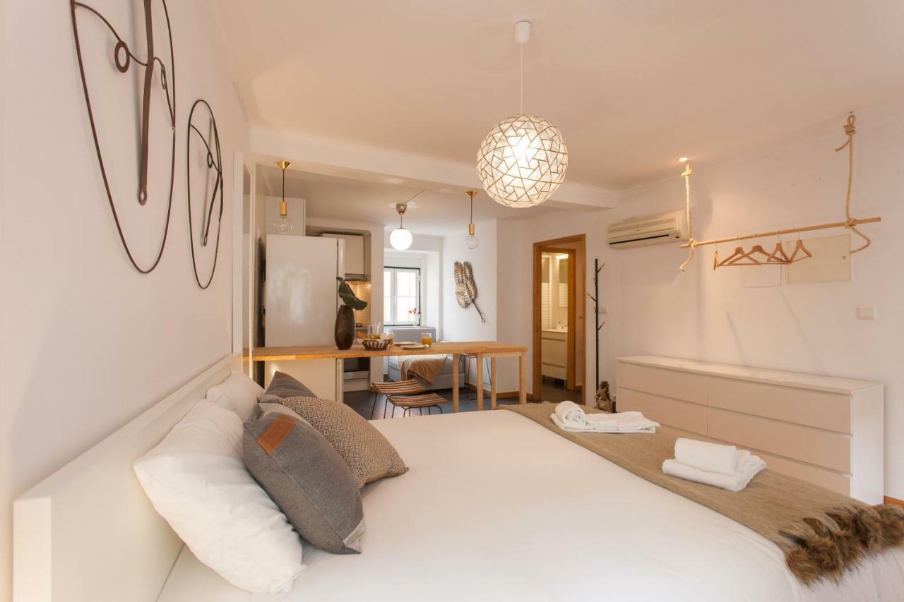Martim Moniz Studio Apartments - By Lu Holidays Лиссабон Экстерьер фото
