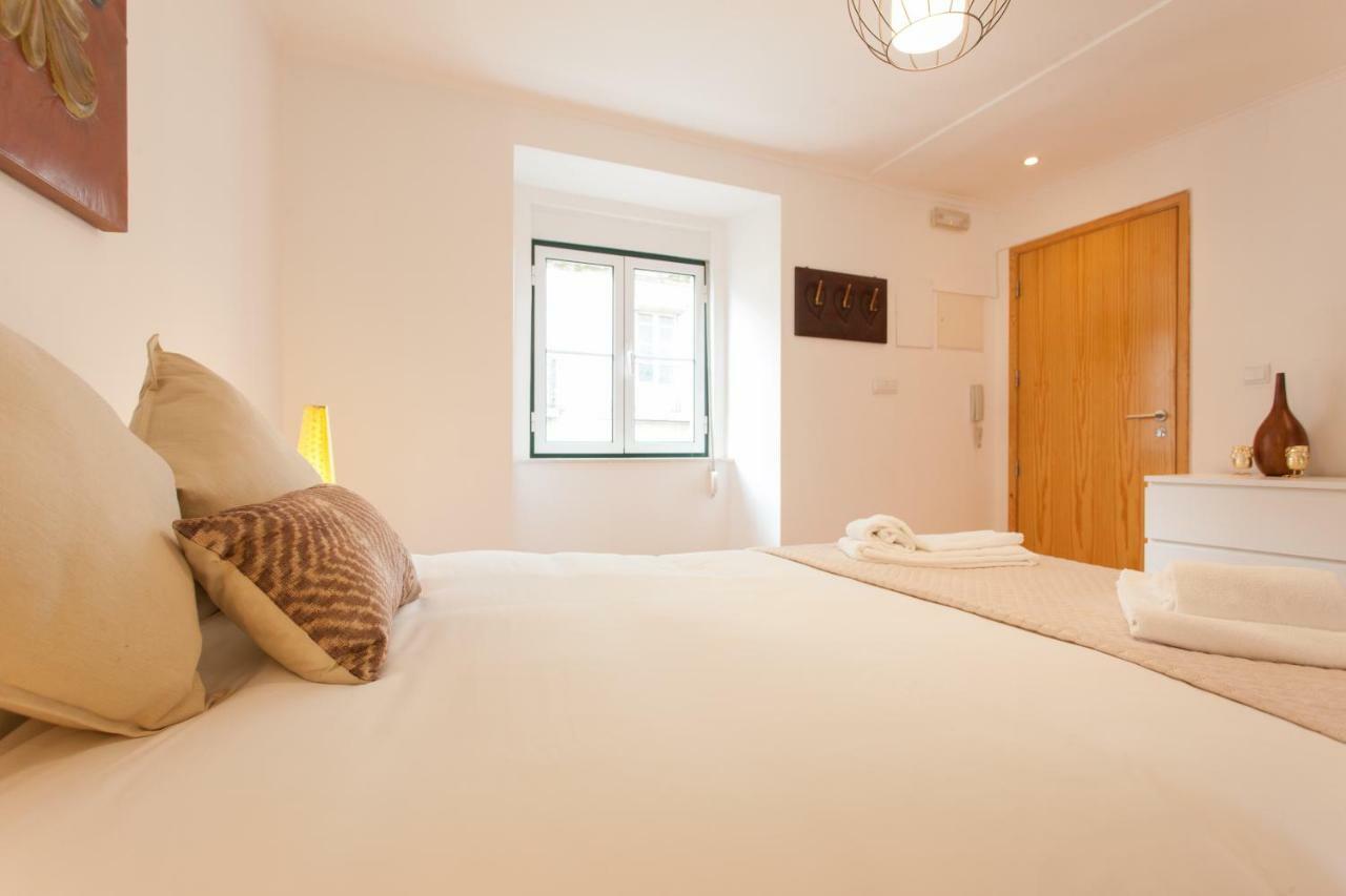Martim Moniz Studio Apartments - By Lu Holidays Лиссабон Экстерьер фото